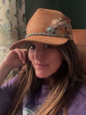 Suede Feather Accent Western Cap - Tan